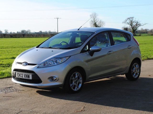 2012 12 Ford Fiesta 1.4 Zetec Hatchback 5dr Petrol Automatic (154 g/km, 94 bhp)