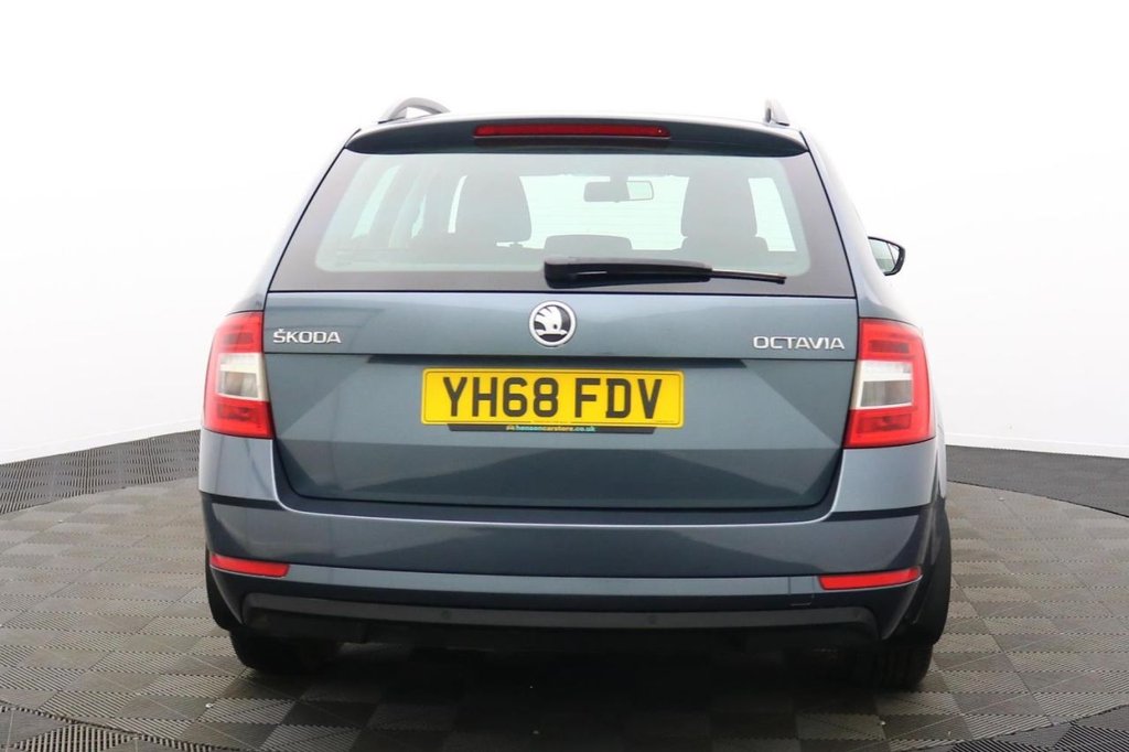 USED 2018 68 SKODA OCTAVIA 1.6 TDI SE Estate 5dr Diesel Manual Euro 6 (s/s) (115 ps) Apple Car Play DAB