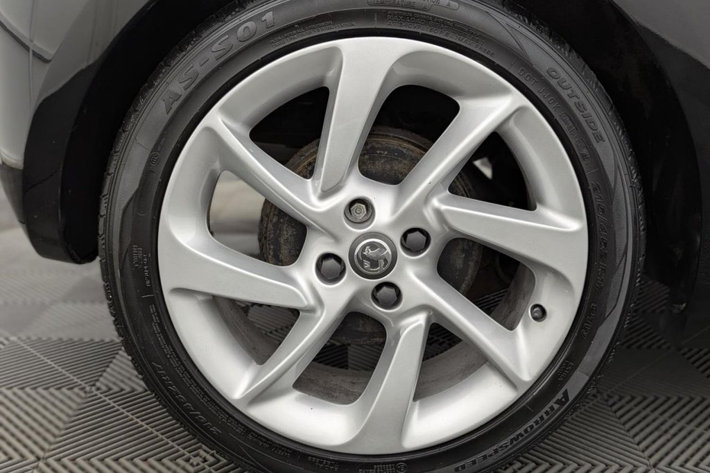 USED 2017 17 VAUXHALL ADAM 1.4i SLAM Hatchback 3dr Petrol Manual Euro 6 (100 ps) Part Leather DAB