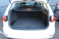 USED 2019 19 VOLKSWAGEN GOLF 2.0 TDI SE Nav Estate 5dr Diesel DSG Euro 6 (s/s) (150 ps) Apple Carplay & Android Auto, Satellite Navigation, Adaptive Cruise Control, Front & Rear Parking Sensors, Power Folding Heated Wingmirrors