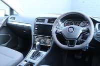 USED 2019 19 VOLKSWAGEN GOLF 2.0 TDI SE Nav Estate 5dr Diesel DSG Euro 6 (s/s) (150 ps) Apple Carplay & Android Auto, Satellite Navigation, Adaptive Cruise Control, Front & Rear Parking Sensors, Power Folding Heated Wingmirrors