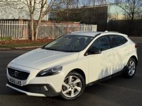 USED 2015 65 VOLVO V40 CROSS COUNTRY 2.0 D2 Lux Hatchback 5dr Diesel Manual Euro 6 (s/s) (120 ps) 