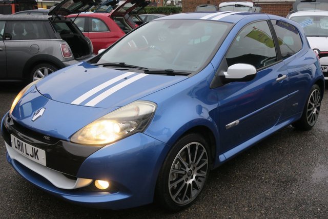 2011 RENAULT CLIO - Photo 6