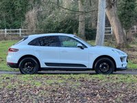 USED 2015 65 PORSCHE MACAN 2.0T SUV 5dr Petrol PDK 4WD Euro 6 (s/s) (237 ps) 