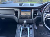 USED 2015 65 PORSCHE MACAN 2.0T SUV 5dr Petrol PDK 4WD Euro 6 (s/s) (237 ps) 