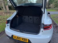 USED 2015 65 PORSCHE MACAN 2.0T SUV 5dr Petrol PDK 4WD Euro 6 (s/s) (237 ps) 