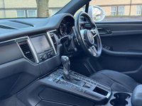 USED 2015 65 PORSCHE MACAN 2.0T SUV 5dr Petrol PDK 4WD Euro 6 (s/s) (237 ps) 