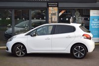 USED 2017 67 PEUGEOT 208 1.2 PureTech Allure Premium Hatchback 5dr Petrol Manual Euro 6 (82 ps) APPLE CAR PLAY REAR PARKING CAMERA