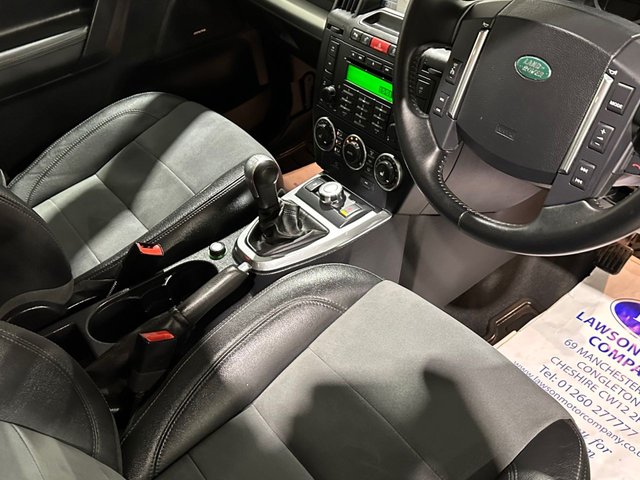 View our LAND ROVER FREELANDER 2