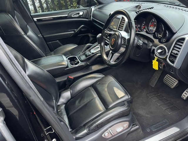 View our PORSCHE CAYENNE