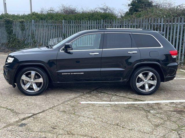 View our JEEP GRAND CHEROKEE