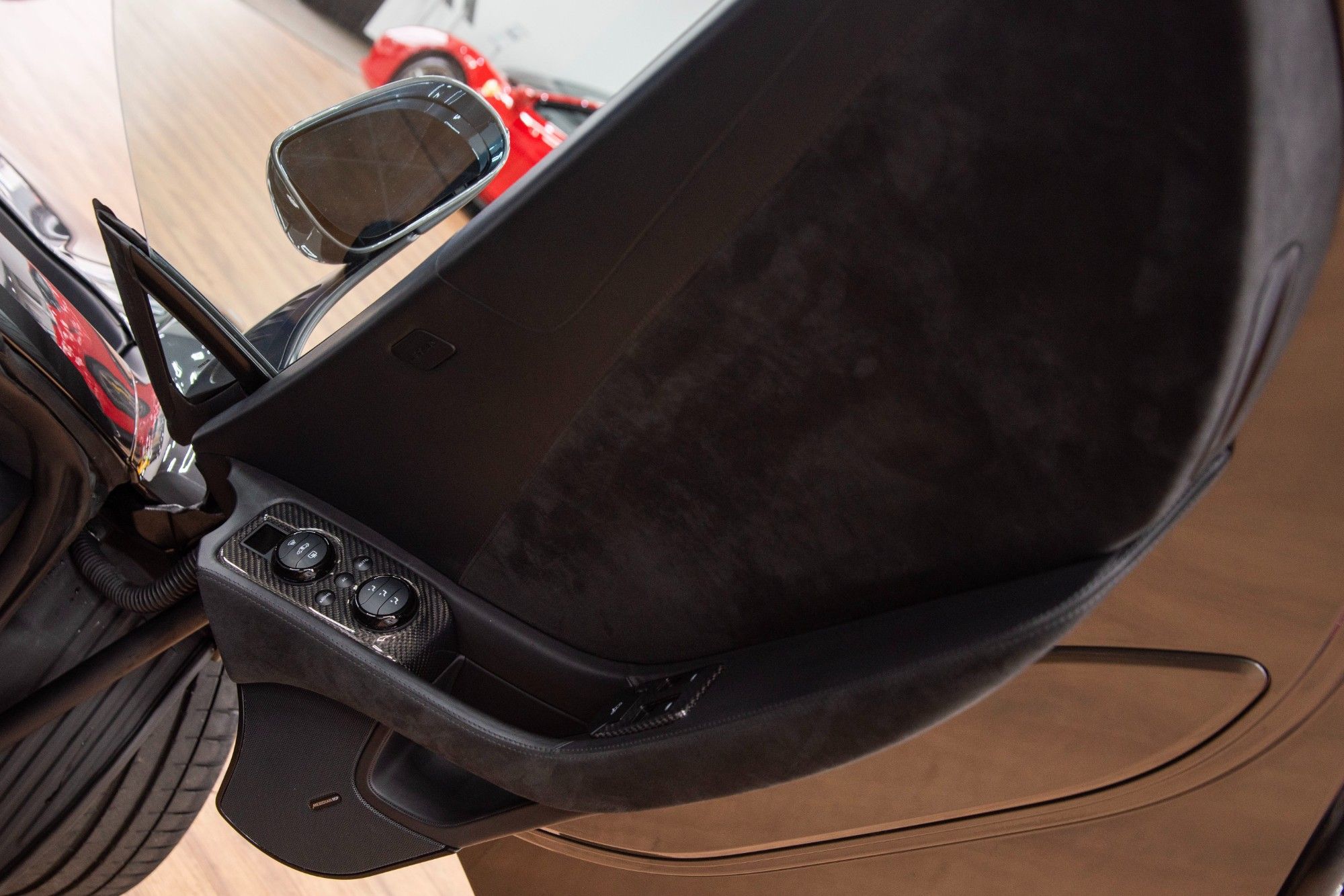 USED 2012 MCLAREN 12C 3.8T V8 SSG 