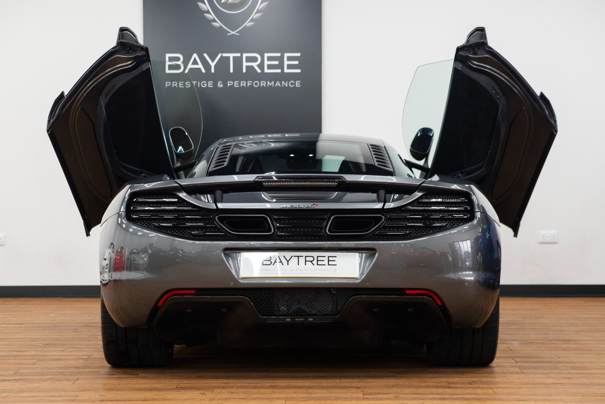 USED 2012 MCLAREN 12C 3.8T V8 SSG 