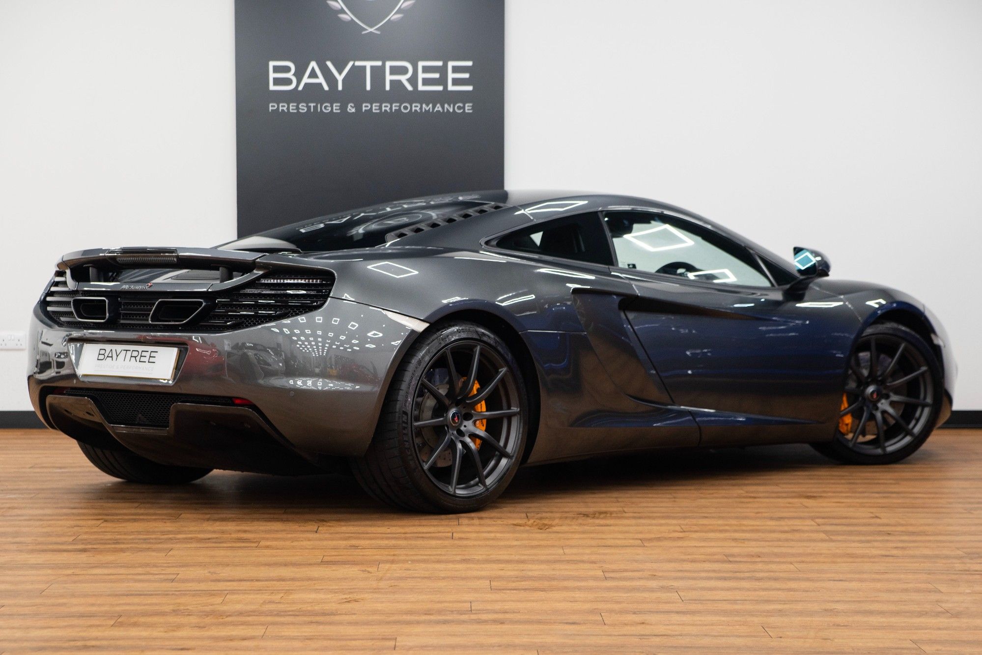 USED 2012 MCLAREN 12C 3.8T V8 SSG 
