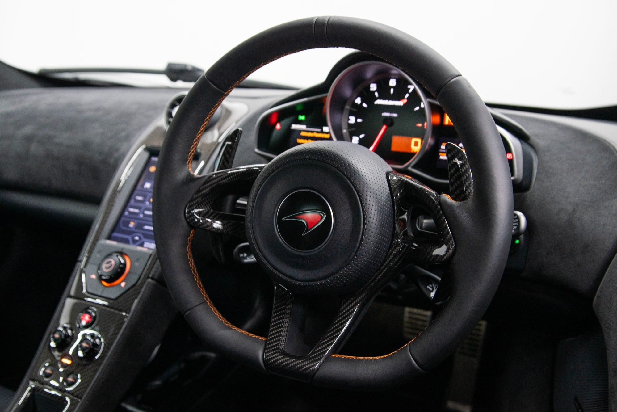 USED 2012 MCLAREN 12C 3.8T V8 SSG 