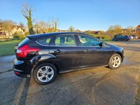 USED 2011 61 FORD FOCUS 1.6 Zetec Hatchback 5dr Petrol Manual Euro 5 (105 ps) 