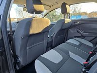 USED 2011 61 FORD FOCUS 1.6 Zetec Hatchback 5dr Petrol Manual Euro 5 (105 ps) 