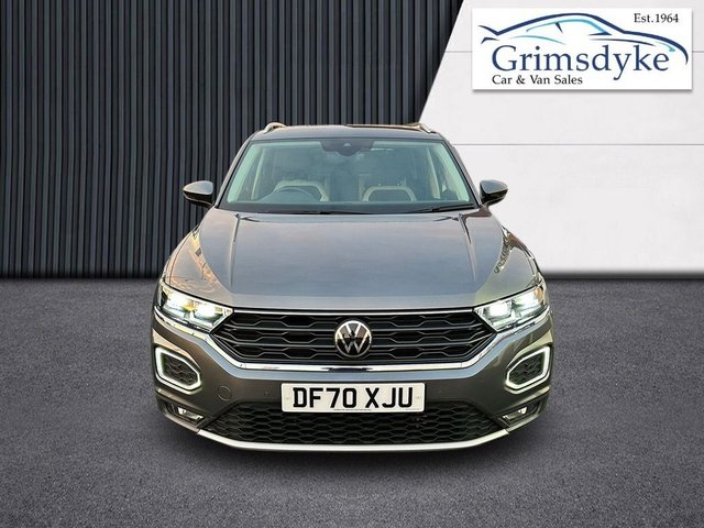 View our VOLKSWAGEN T-ROC