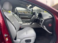 USED 2013 63 JAGUAR XF 2.2d Luxury Saloon 4dr Diesel Auto Euro 5 (s/s) (163 ps) 