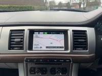 USED 2013 63 JAGUAR XF 2.2d Luxury Saloon 4dr Diesel Auto Euro 5 (s/s) (163 ps) 