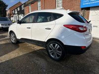 USED 2015 15 HYUNDAI IX35 2.0 CRDi Premium SUV 5dr Diesel Manual 4WD Euro 5 (134 bhp) 