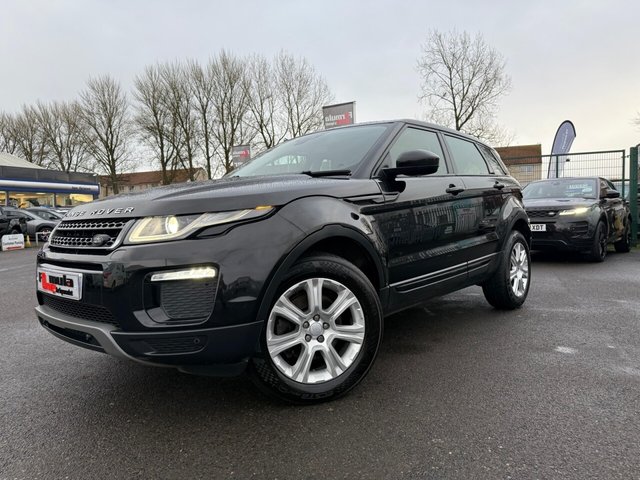 2017 17 LAND ROVER RANGE ROVER EVOQUE 2.0 TD4 SE Tech SUV 5dr Diesel Auto 4WD Euro 6 (s/s) (180 ps) ANOTHER ABSOLUTE BEAUTY, JUST IN+4 WHEEL DRIVE WITH ACTIVE DRIVE LINE+DIESEL+AUTOMATIC+ONLY 1 FORMER KEEPER+SERVICE HISTORY+ULEZ COMPLIANT+CHROME TREAD PLATES+POWERED TAIL GATE+LANE ASSIST+FULL LEATHER INTERIOR+PARK ASSIST+CLIMATE CONTROL+18 INCH ALLOY WHEELS+COST NEW &pound;38675 MAKING THIS USED VEHICLE AMAZING VALUE AT OUR LOW PRICE+CALL NOW TO ARRANGE A VIEWING+READY TO DRIVE AWAY TODAY!!!!!!!!!!!!!!!!!!!!!!!!!!!!!!!!!!!!!!!!!!!!!!!!