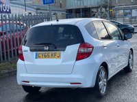 USED 2015 65 HONDA JAZZ 1.4 i-VTEC ES Plus Hatchback 5dr Petrol CVT Euro 5 (99 ps) 
