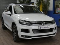 USED 2013 VOLKSWAGEN TOUAREG 3.0 TDI V6 BlueMotion Tech R-Line SUV 5dr Diesel Tiptronic 4WD Euro 5 (s/s) (204 ps) SAT NAV SUNROOF HEATED LEATHER INTERIOR PARKING SENSORS EXCELLENT SERVICE HISTORY 11 SERVICES TO 86, 426 MILES