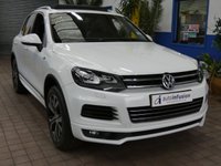 USED 2013 VOLKSWAGEN TOUAREG 3.0 TDI V6 BlueMotion Tech R-Line SUV 5dr Diesel Tiptronic 4WD Euro 5 (s/s) (204 ps) SAT NAV SUNROOF HEATED LEATHER INTERIOR PARKING SENSORS EXCELLENT SERVICE HISTORY 11 SERVICES TO 86, 426 MILES