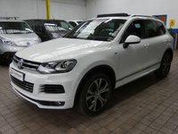 USED 2013 VOLKSWAGEN TOUAREG 3.0 TDI V6 BlueMotion Tech R-Line SUV 5dr Diesel Tiptronic 4WD Euro 5 (s/s) (204 ps) SAT NAV SUNROOF HEATED LEATHER INTERIOR PARKING SENSORS EXCELLENT SERVICE HISTORY 11 SERVICES TO 86, 426 MILES