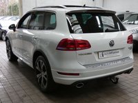 USED 2013 VOLKSWAGEN TOUAREG 3.0 TDI V6 BlueMotion Tech R-Line SUV 5dr Diesel Tiptronic 4WD Euro 5 (s/s) (204 ps) SAT NAV SUNROOF HEATED LEATHER INTERIOR PARKING SENSORS EXCELLENT SERVICE HISTORY 11 SERVICES TO 86, 426 MILES