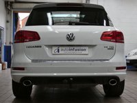 USED 2013 VOLKSWAGEN TOUAREG 3.0 TDI V6 BlueMotion Tech R-Line SUV 5dr Diesel Tiptronic 4WD Euro 5 (s/s) (204 ps) SAT NAV SUNROOF HEATED LEATHER INTERIOR PARKING SENSORS EXCELLENT SERVICE HISTORY 11 SERVICES TO 86, 426 MILES
