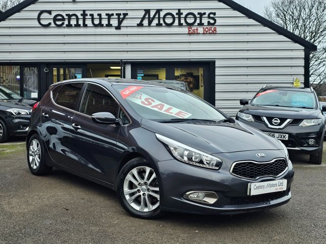 2015 15 Kia Ceed 1.6 CRDi EcoDynamics 3 Hatchback 5dr Euro 5 (s/s) (126 bhp)