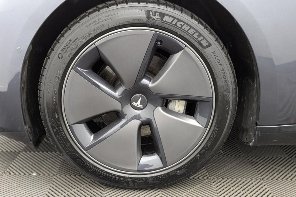 USED 2020 70 TESLA Model 3 (Dual Motor) Long Range Saloon 4dr Electric Auto 4WDE (346 ps) Sat Nav Sunroof