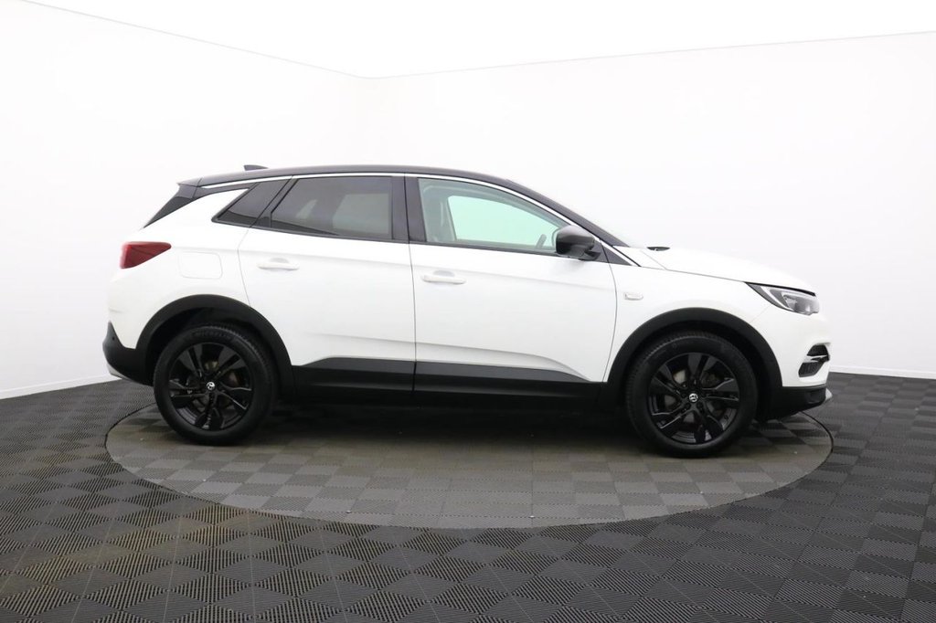 USED 2021 21 VAUXHALL GRANDLAND X 1.2 Turbo SRi Nav SUV 5dr Petrol Auto Euro 6 (s/s) (130 ps) Sat Nav Apple Car Play