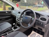 USED 2006 55 FORD FOCUS 1.6 LX Hatchback 5dr Petrol Manual (161 g/km, 99 bhp) 