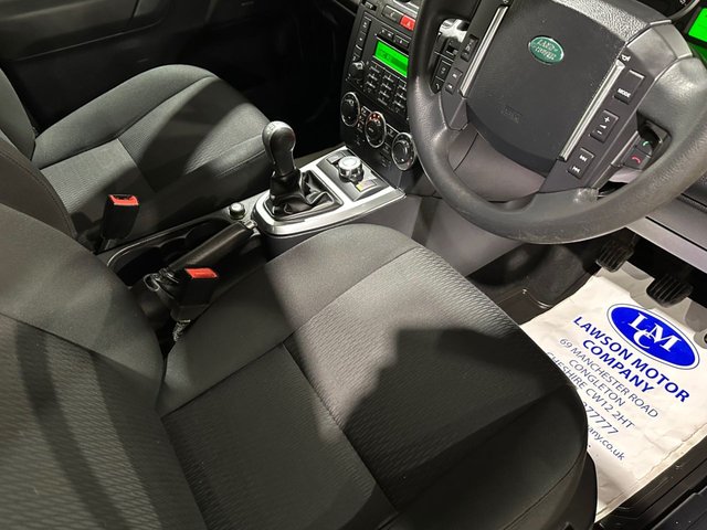 View our LAND ROVER FREELANDER 2