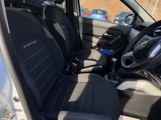 2021 DACIA DUSTER 2021 1.0 TCe Prestige SUV 5dr Bi Fuel - Photo 9