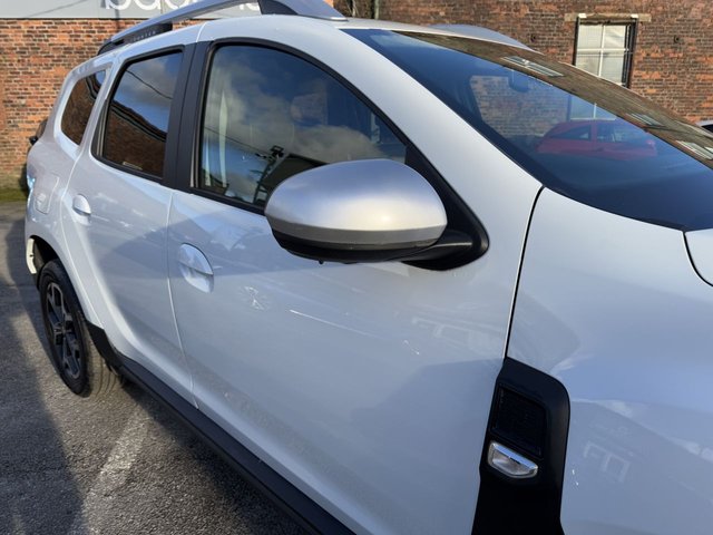 2021 DACIA DUSTER 2021 1.0 TCe Prestige SUV 5dr Bi Fuel - Photo 12