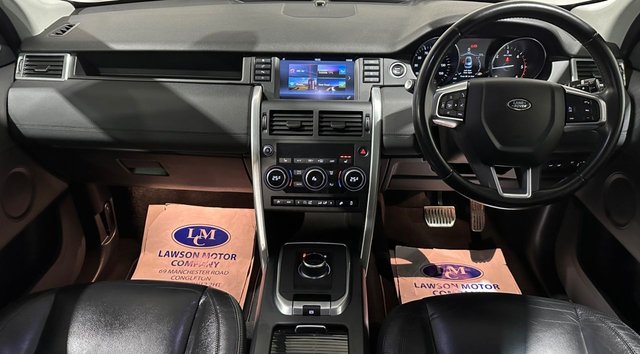 View our LAND ROVER DISCOVERY SPORT