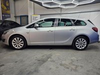 USED 2014 64 VAUXHALL ASTRA 1.6 16V Elite Sports Tourer 5dr Petrol Auto Euro 5 (115 ps) Heated Leather, Cruise Control, Front And Rear Parking Sensors