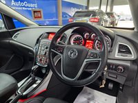 USED 2014 64 VAUXHALL ASTRA 1.6 16V Elite Sports Tourer 5dr Petrol Auto Euro 5 (115 ps) Heated Leather, Cruise Control, Front And Rear Parking Sensors