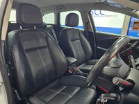 USED 2014 64 VAUXHALL ASTRA 1.6 16V Elite Sports Tourer 5dr Petrol Auto Euro 5 (115 ps) Heated Leather, Cruise Control, Front And Rear Parking Sensors