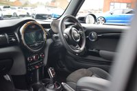 USED 2020 70 MINI HATCH 2.0 Cooper S Sport Hatchback 3dr Petrol Steptronic Euro 6 (s/s) (192 ps) MATRIX / COMFORT+ / HUD / NAV+