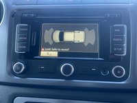 USED 2015 65 VOLKSWAGEN AMAROK 2.0 BiTDI BlueMotion Tech Atacama Pickup Double Cab 4dr Diesel Auto 4Motion Euro 5 (s/s) (180 ps) ** NO VAT * *  SAT NAV **  TOWBAR