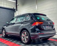 USED 2017 67 VOLKSWAGEN TIGUAN 2.0 TDI SEL SUV 5dr Diesel DSG 4Motion Euro 6 (s/s) (150 ps) 