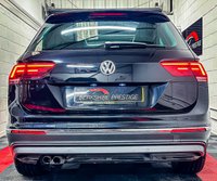 USED 2017 67 VOLKSWAGEN TIGUAN 2.0 TDI SEL SUV 5dr Diesel DSG 4Motion Euro 6 (s/s) (150 ps) 