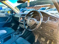 USED 2017 67 VOLKSWAGEN TIGUAN 2.0 TDI SEL SUV 5dr Diesel DSG 4Motion Euro 6 (s/s) (150 ps) 