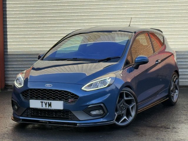 2018 FORD FIESTA - Photo 2