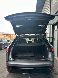 USED 2018 R LAND ROVER RANGE ROVER VELAR 2.0 D240 R-Dynamic HSE SUV 5dr Diesel Auto 4WD Euro 6 (s/s) (240 ps) 